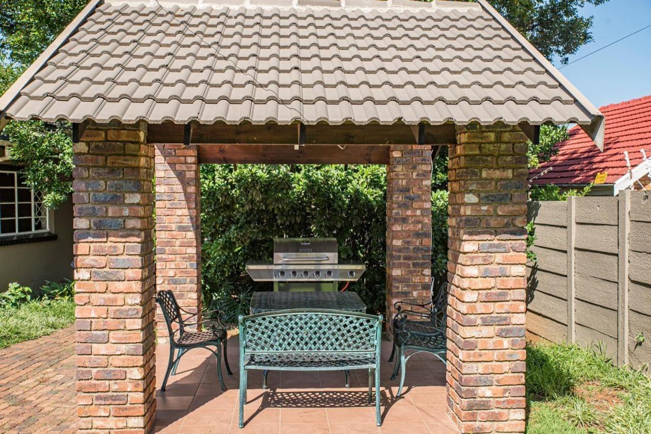 Ruth Avenue Guest House Edenvale Kültér fotó